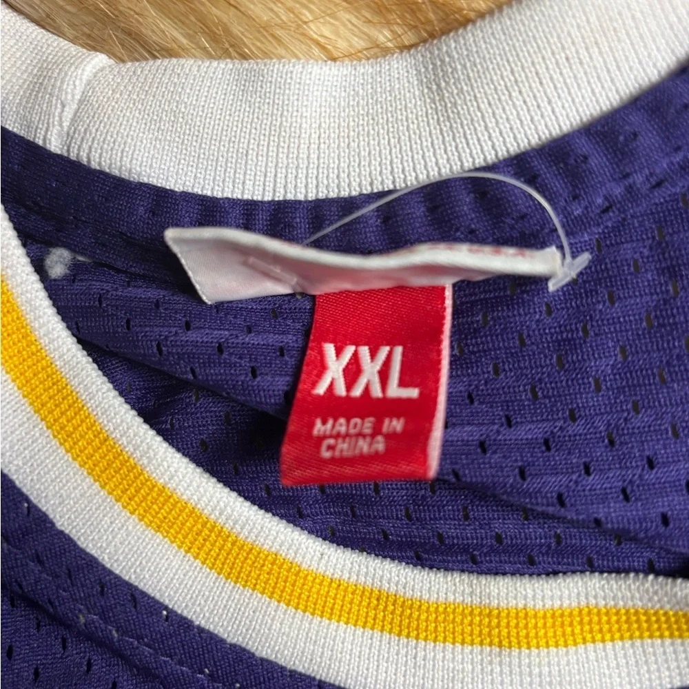 Los Angeles Lakers Away 1984-85 Magic Johnson Swingman Jersey XXL - Picture 4 of 6